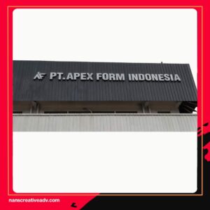 1. Memberikan Kesan Profesional Sejak Pandangan Pertama